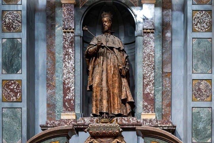 Semi-Private Michelangelo Experience David and Medici Tombs