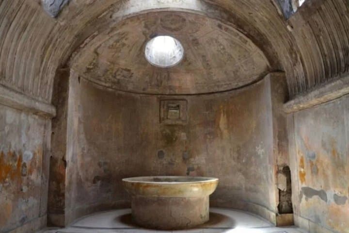 Private Pompeii and Vesuvius Day Trip from Rome