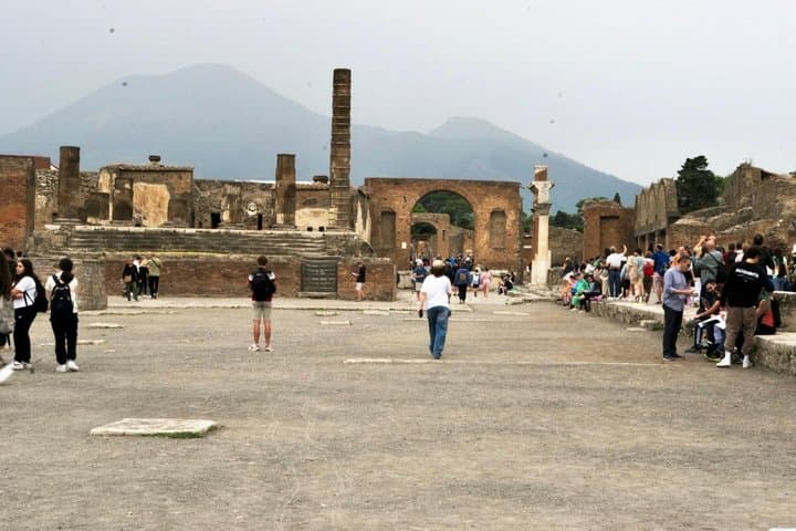 One day excursion to Pompeii and Vesuvius from Positano