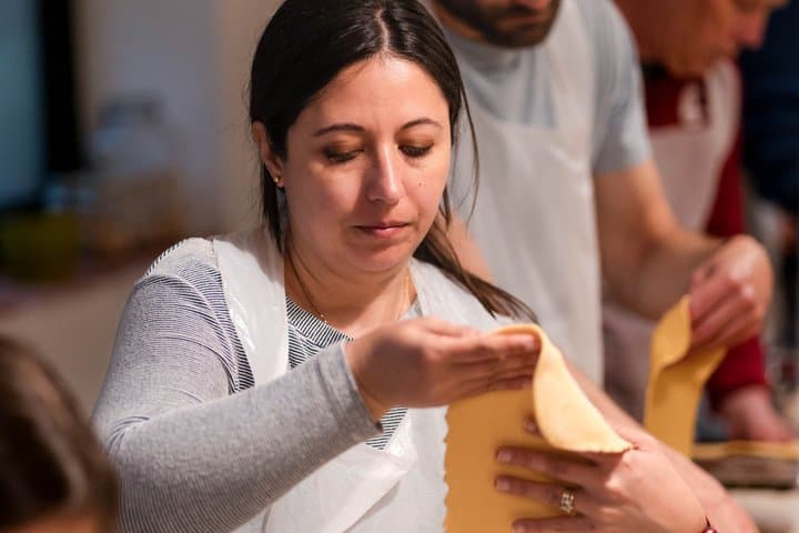 Authentic Pasta Cooking Class in Alghero Farmhouse with Wine