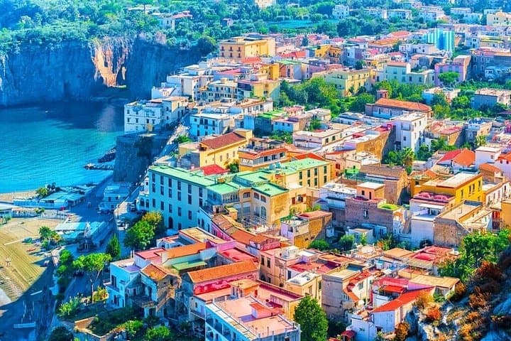 Transfer from Rome to Amalfi/Positano/Sorrento and Vice Versa