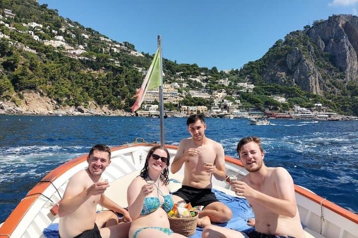 Sunset boat tour among Capri's hidden treasures