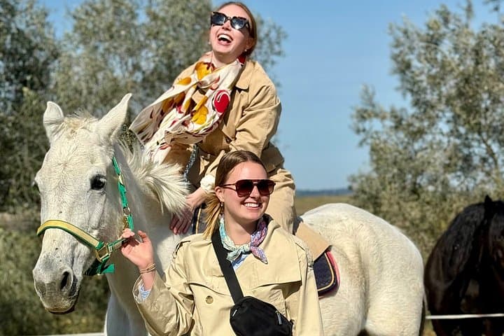 Horseback Ride, visit S.Gimignano, Lunch wine Tasting &much more