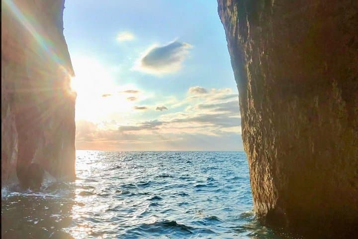 Sorrento Sunset Private Boat Cruise – Swim, Sip & Relax