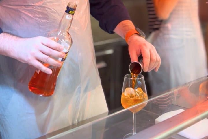 Pizza Cooking Class & Spritz Making with lunch & drinks in Rome