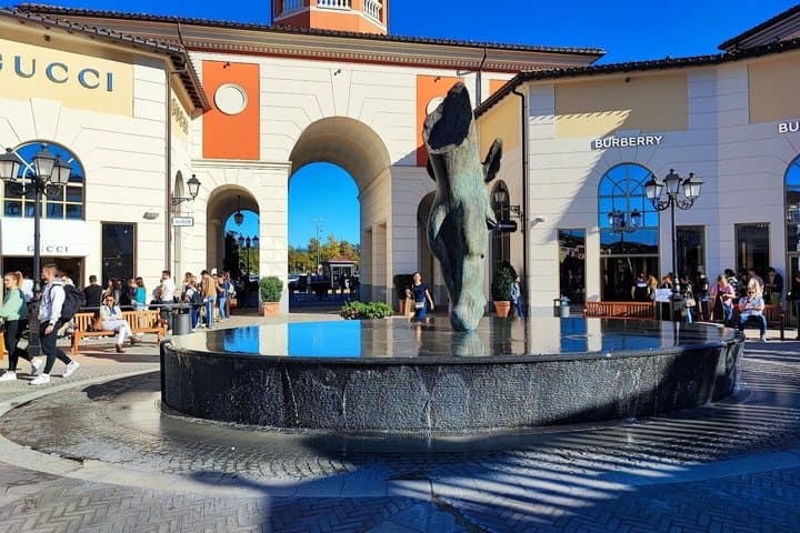 Après Shopping : Wine,Truffle, Stay, 15 min from Serravalle Outlet