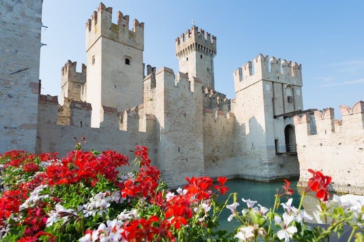 From Venice: Verona, Sirmione & Lake Garda Boat Cruise