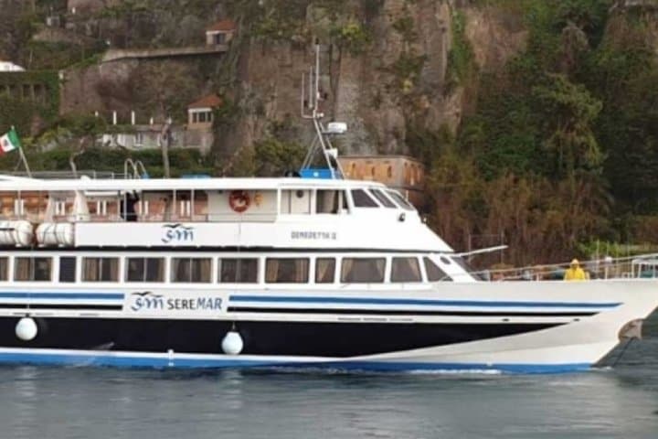 From Sorrento: Amalfi & Positano Mini Cruise with Free Time