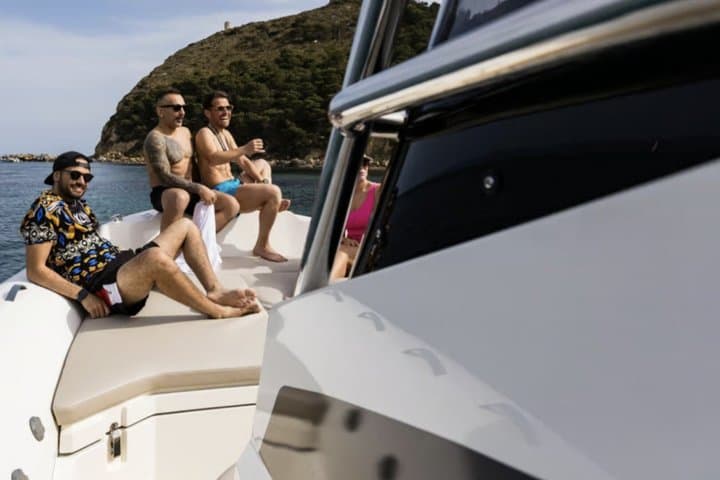 Cagliari Cruise with Shuttle and Devil's Saddle Boat Tour
