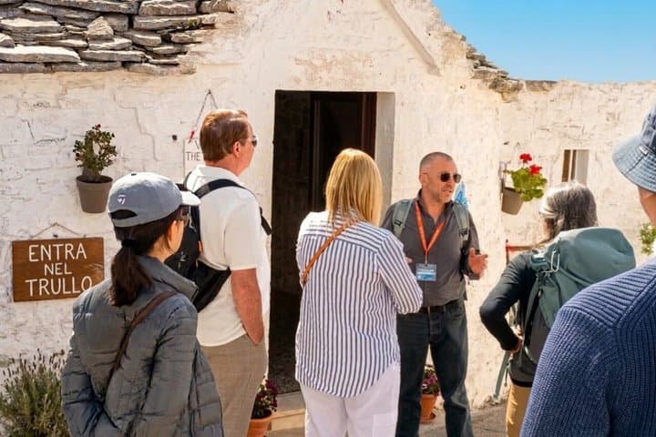Toast : Alberobello, Locorot., Ostuni, guided tour, 2 Testings