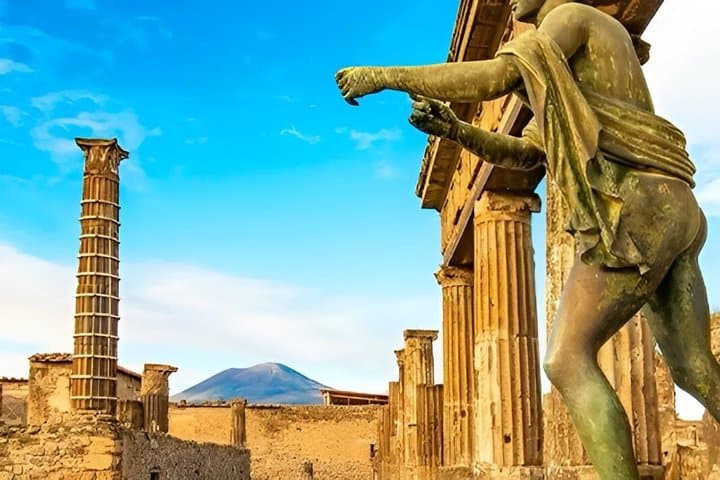 Amalfi Coast and Pompeii Excavations Tour