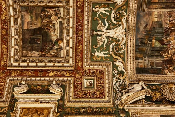 Vatican Museums and Sistine Chapel Skip-the-Line Tickets