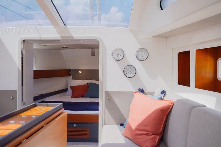 Private sailing tours on modern 40' Sailing Yacht with Aperitivo