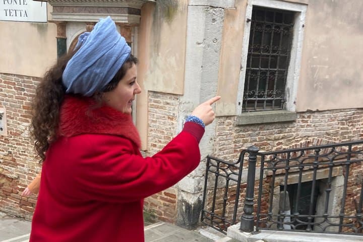 Venice Crimes, Legends & Mysteries Tour at Sunset