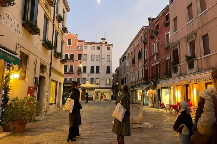 Venice Legends Tour: Ghosts, Crimes, Dark Stories & Spritz