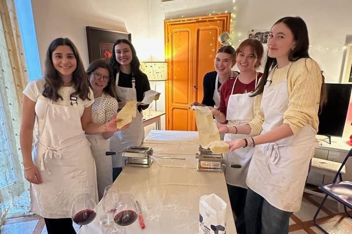 Milan: Small Group Cozy Cooking Class in a Typical Home