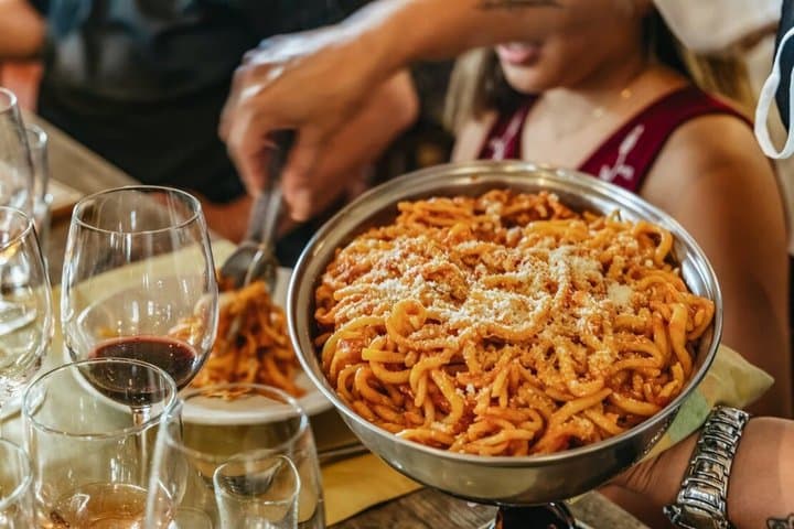 Rome: Tuscany & Montepulciano Day Trip with Lunch & Wine Tasting