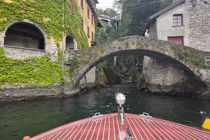 Bellagio and Lake Como Tour by Venetian Limousine