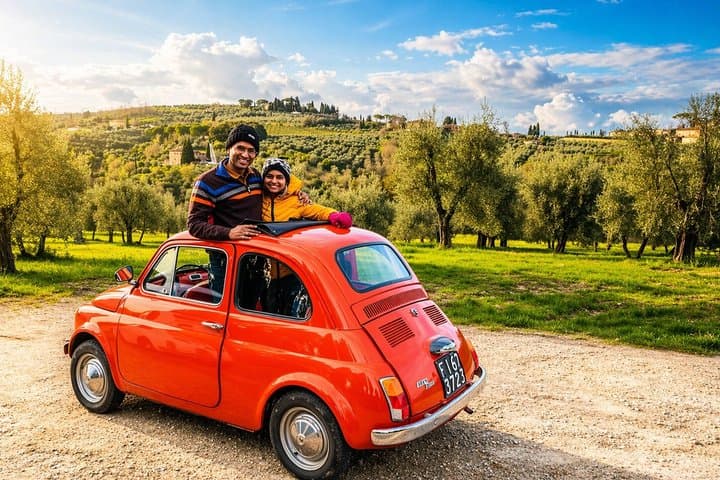 Florence: Private Vintage FIAT 500 with Wine & Olive Oil