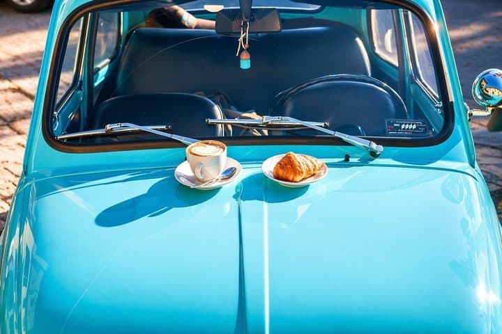 Florence: Private Vintage FIAT 500 with Wine & Olive Oil