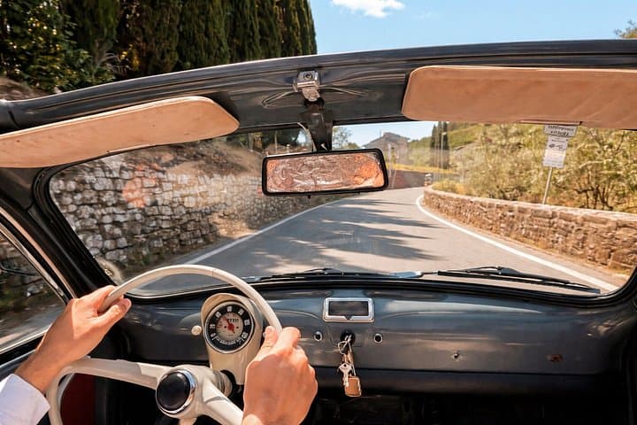 Vintage Fiat 500 Tour: Lunch and 2 Wine tastings in the Chianti