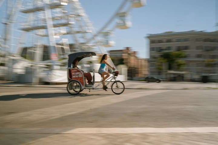 Bari Rickshaw Panoramic Tour with Audio Guide