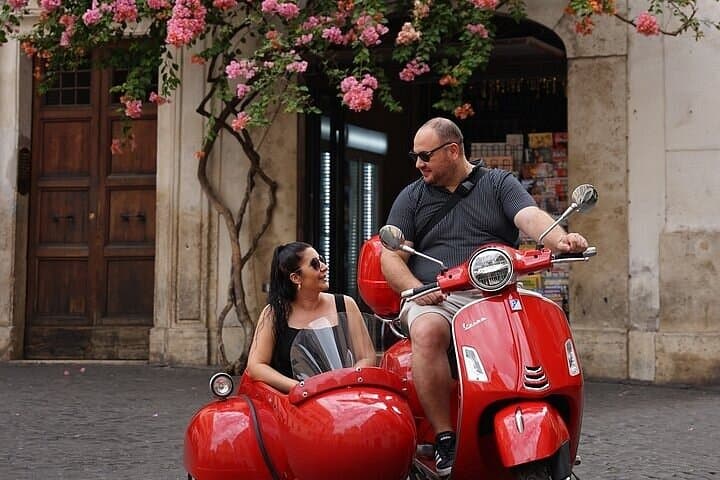 Vespa Sidecar Tour with Pickup from Hotel and Dropoff 90 minutes