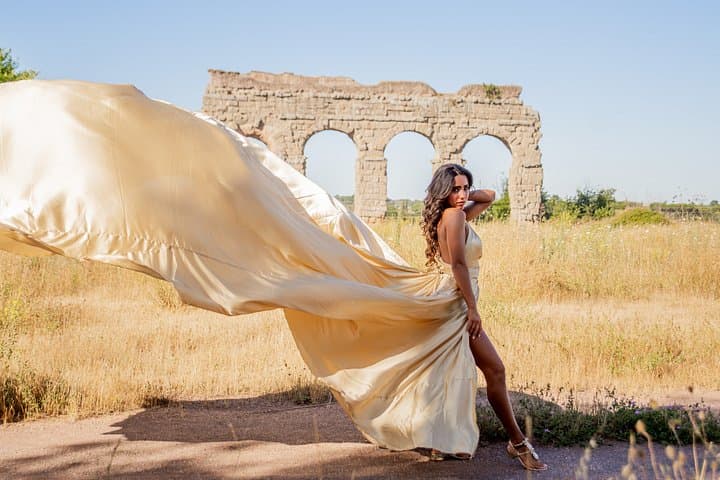 Rome : Photoshoot with Flying Dress