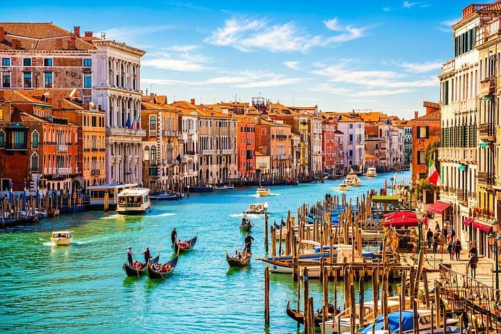 Venice Grand Canal Gondola Ride with commentary
