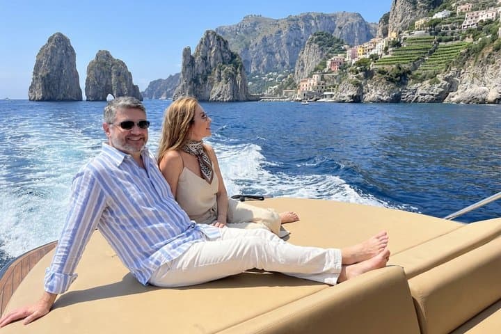 Capri Secret Corners by Boat Premium Tour with Local Captain