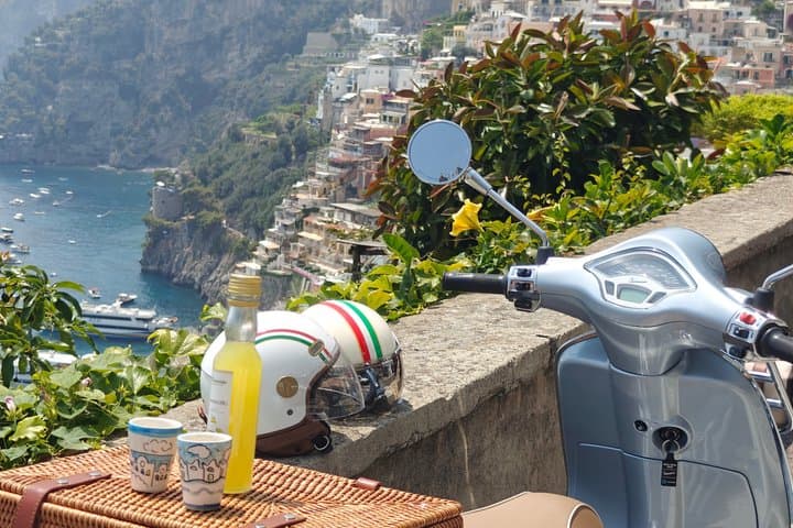 Discover the Magic of the Amalfi and Sorrento Coast by Vespa