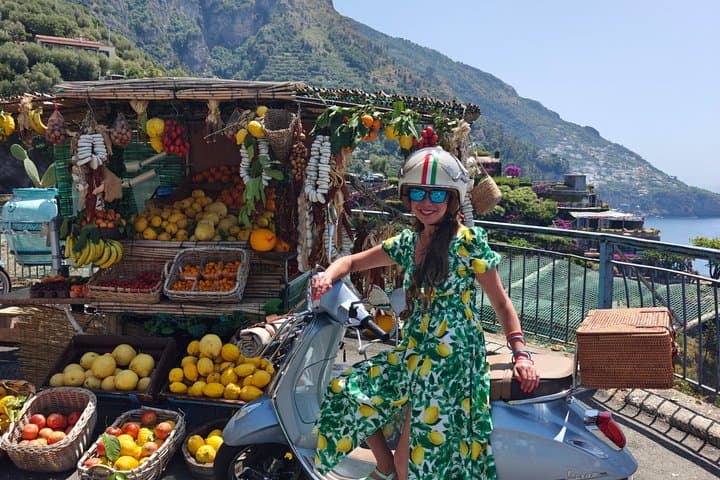 Discover the Magic of the Amalfi and Sorrento Coast by Vespa