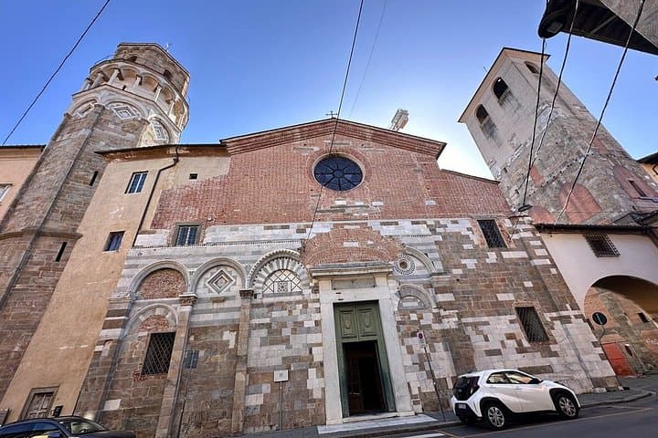 Pisa Street Food and City Highlights Walking Tour