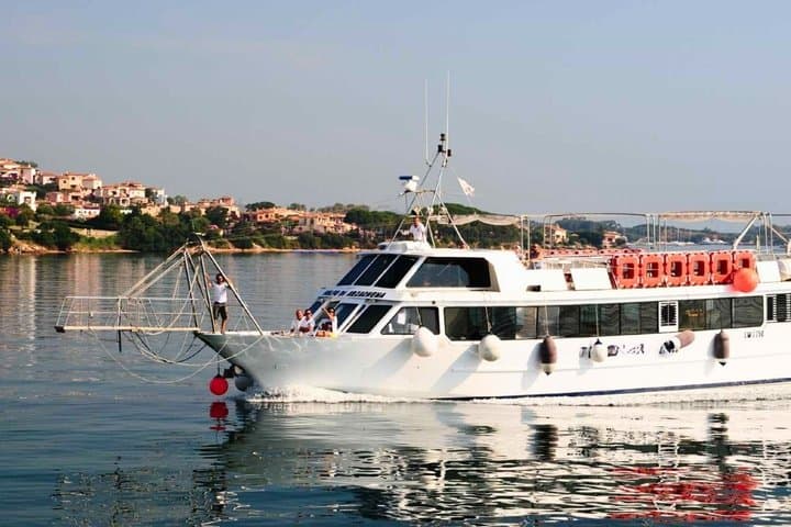 Baja Sardinia & Cannigione: boat tour to La Maddalena Archipelago