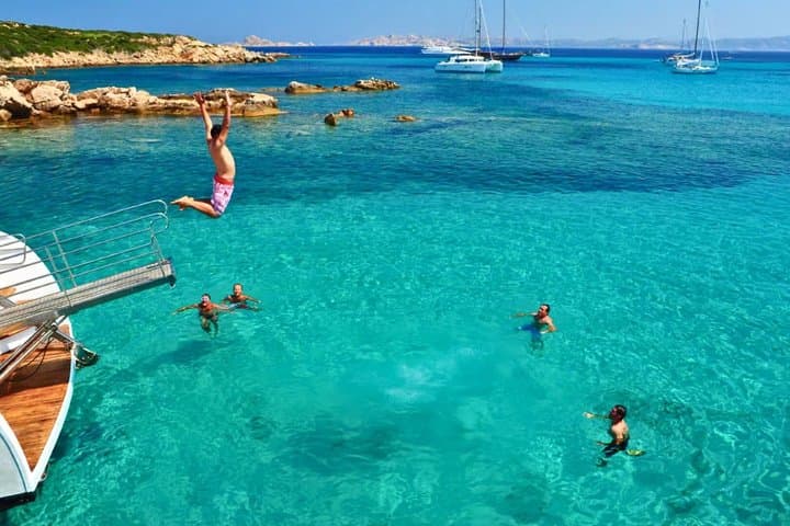 Baja Sardinia & Cannigione: boat tour to La Maddalena Archipelago