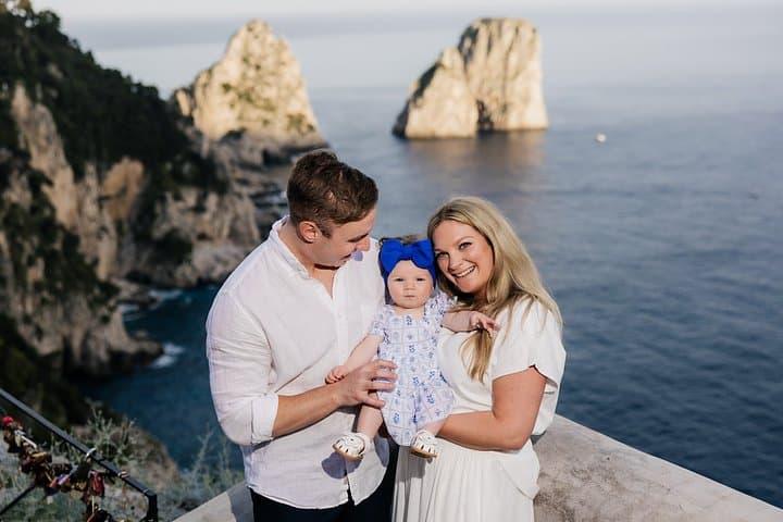 Private Vacation Photoshoot with Photographer in Capri