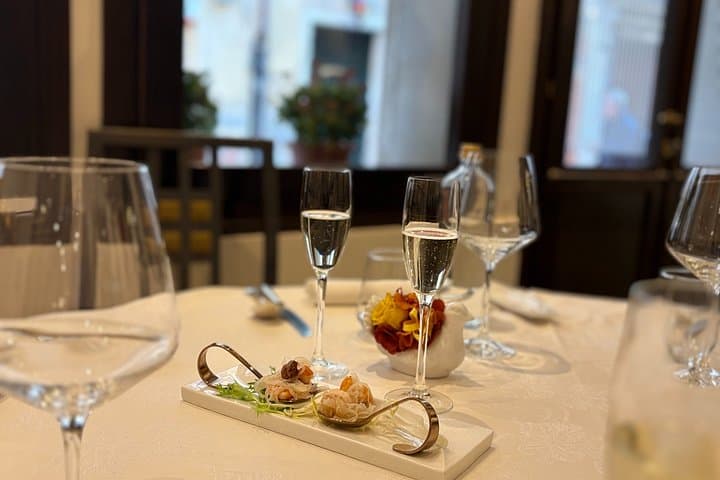 6-Course Venetian Gourmet Tasting Experience