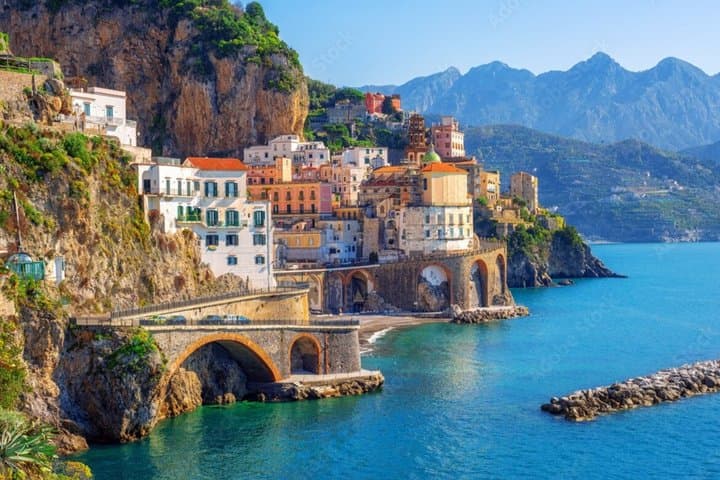 7-hour Boat Tour of the Amalfi Coast with Snorkeling