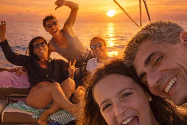 3 Hour One-Way Sunset Boat Tour from Monterosso to La Spezia