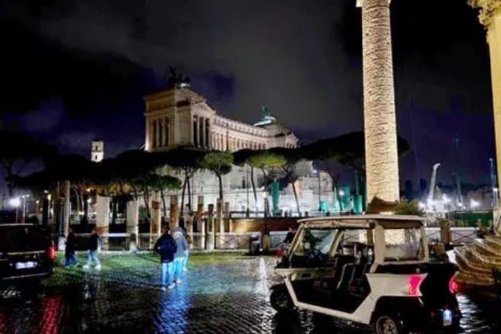 Rome by Night on Golf Cart - ViP Private Tour with Hotel Pick Up
