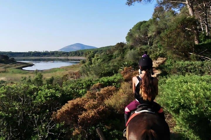 Alghero: horseback ride in Porto Ferro and Lake Baratz