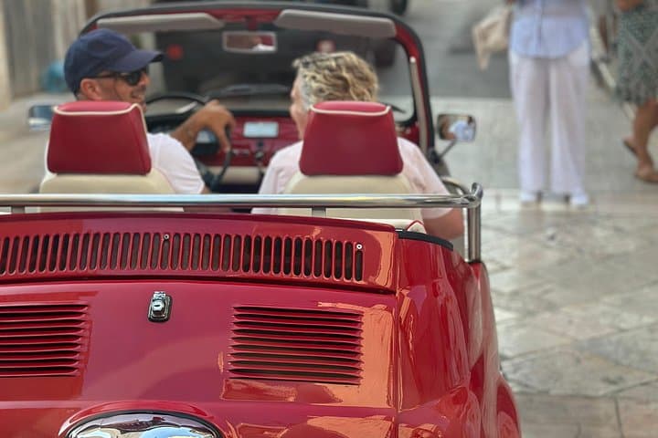 Tour of the Polignano Coast on board the Fiat 500 Spiaggina
