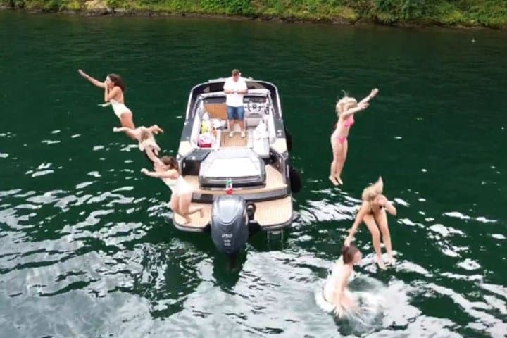 Luxury Sunset Lake Como 1h or experience with enchanting view