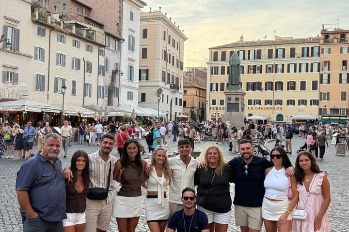 Fun Golf Cart Tour with Music and Gelato in Rome