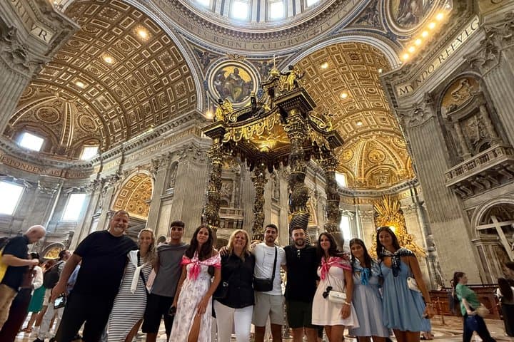 Private Saint Peter’s Basilica Tour + Optional Dome & Tombs