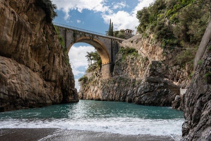 Amalfi Coast Tour by APE Calessino and BOAT