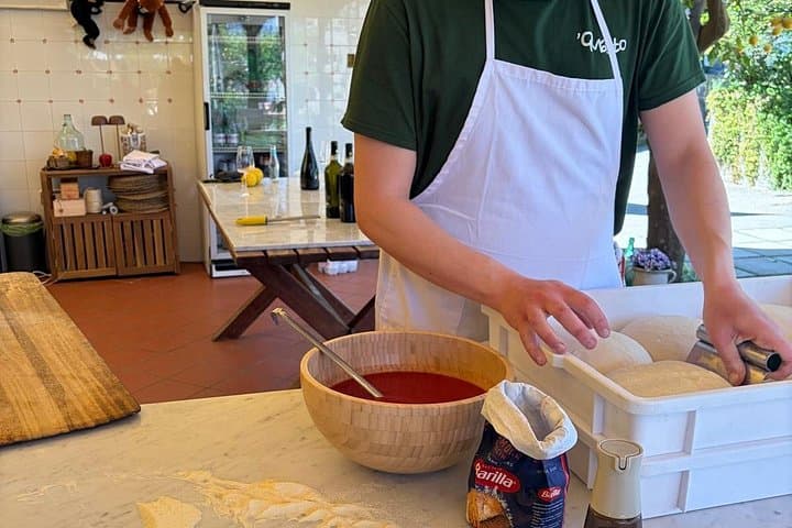 Sorrento Pizza Class: Wood-Fired Pizza, Wine & Limoncello