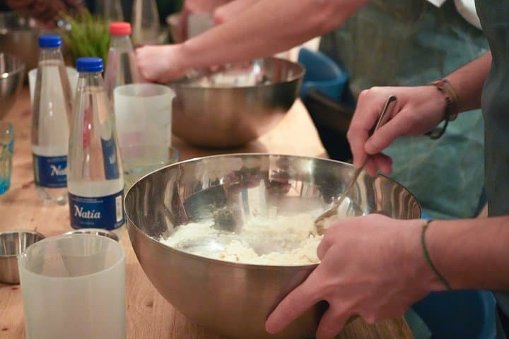 Pizza-Making Class with Local Top-Rated Chef with Drink in Naples