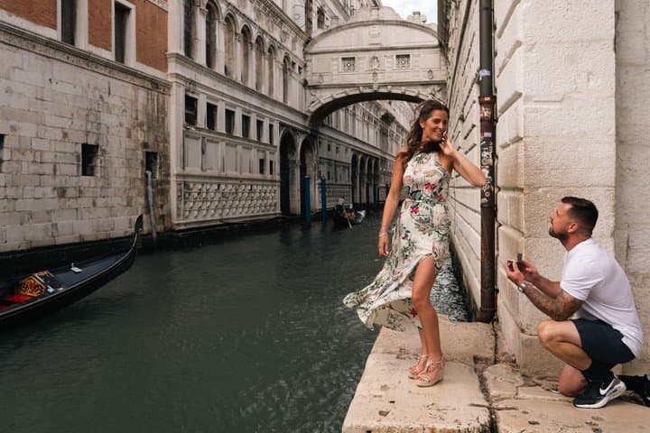 Venice: Photoshoot at Piazza San Marco and the Canals