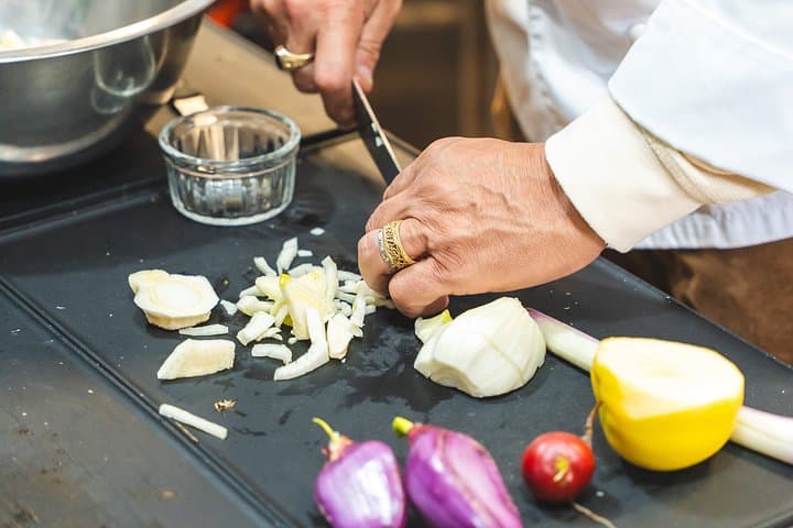 Cooking Class and Shopping at Ortigia Market and lunch